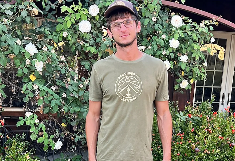 Men's Organic T-shirt: Grounded in Gratitude